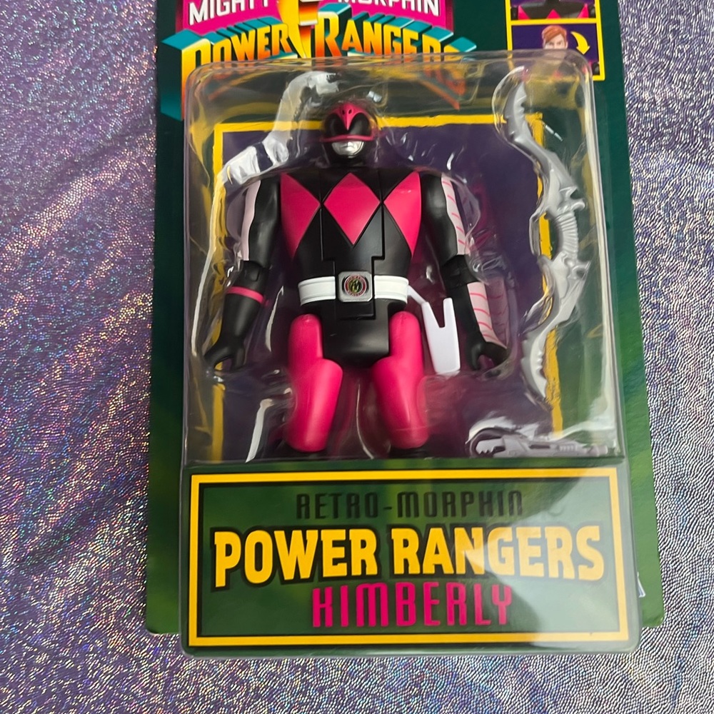 Mighty Morphin Kimberly Power Ranger - Picture 5 of 6